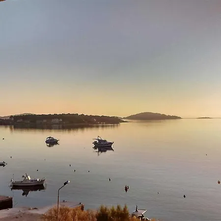 Beachfront Near Sibenik * Brodarica (Sibenik-Knin)