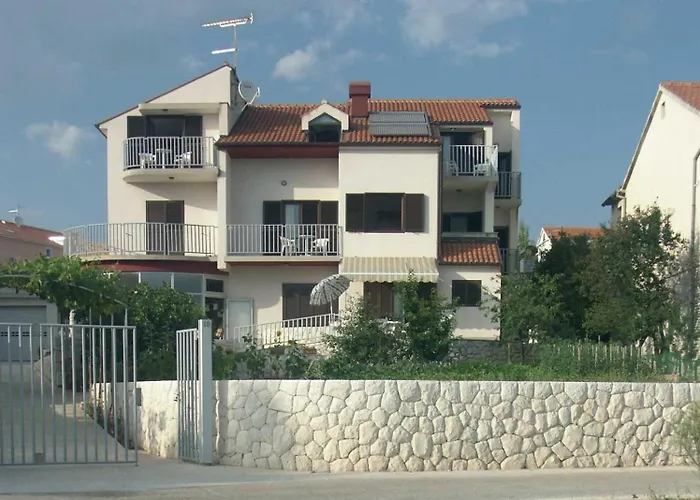 Beachfront Near Sibenik * Brodarica (Sibenik-Knin)