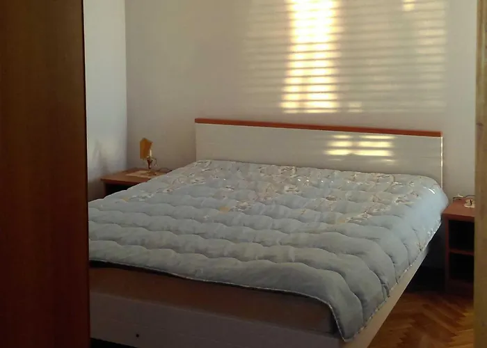 Appartamento Beachfront Near Sibenik *